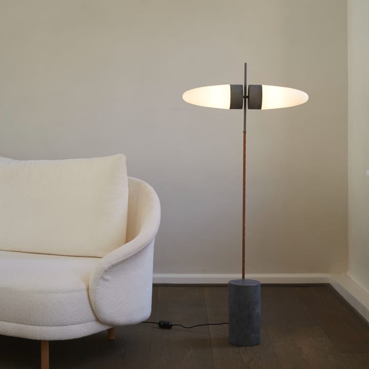 Bull floor lamp 140 cm, Oxidised 101 Copenhagen