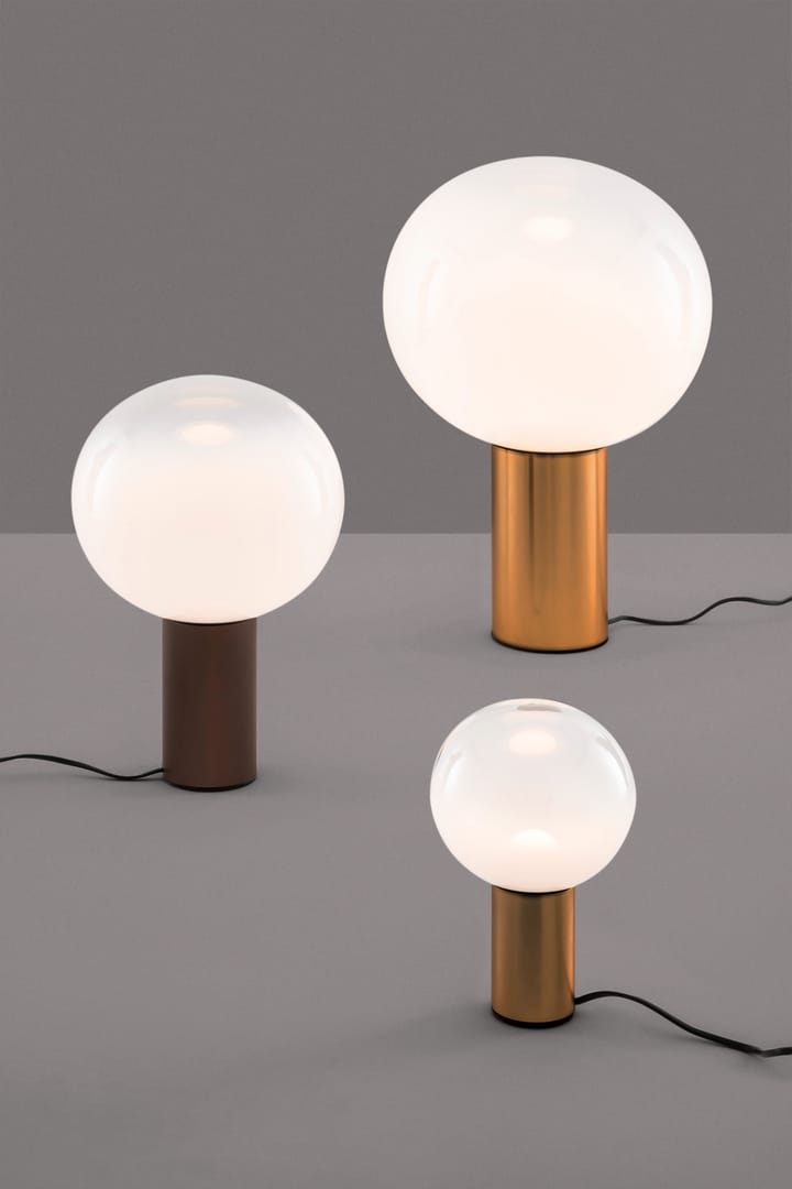 Laguna bordslampa Ø37 cm, Brass Artemide