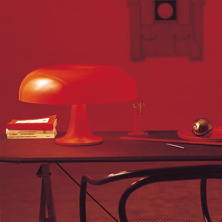 Nesso table lamp, Orange Artemide