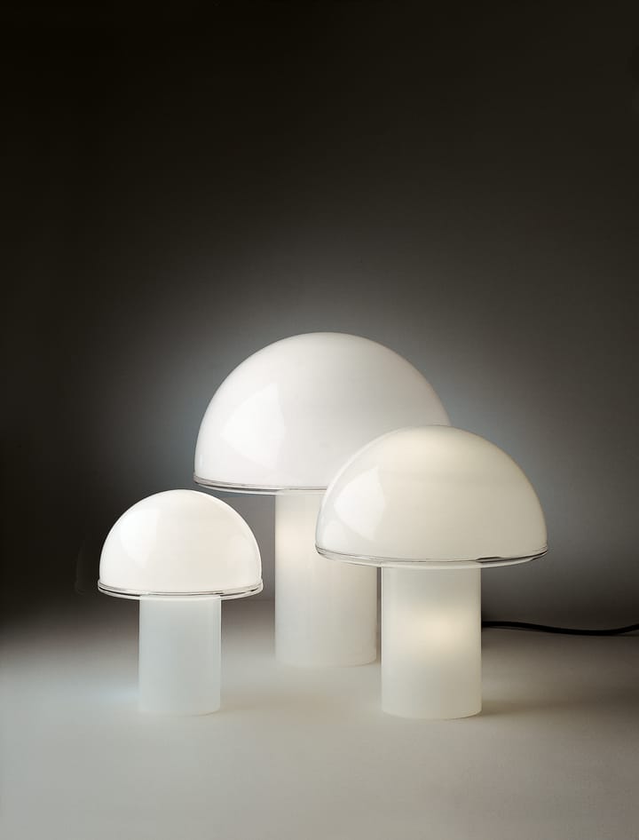 Onfale Medio bordslampa Ø28 cm, Opal vit Artemide