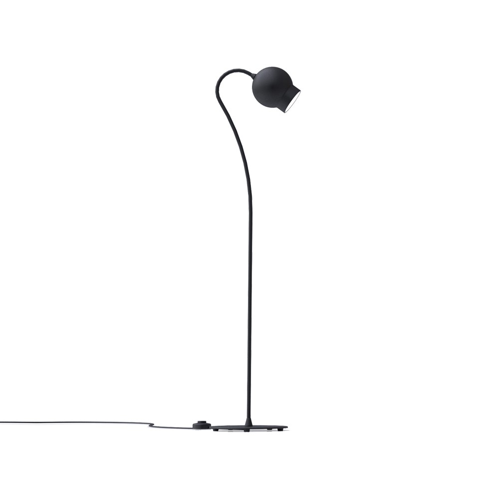 Ateljé Lyktan Ogle floor lamp Black lacquer