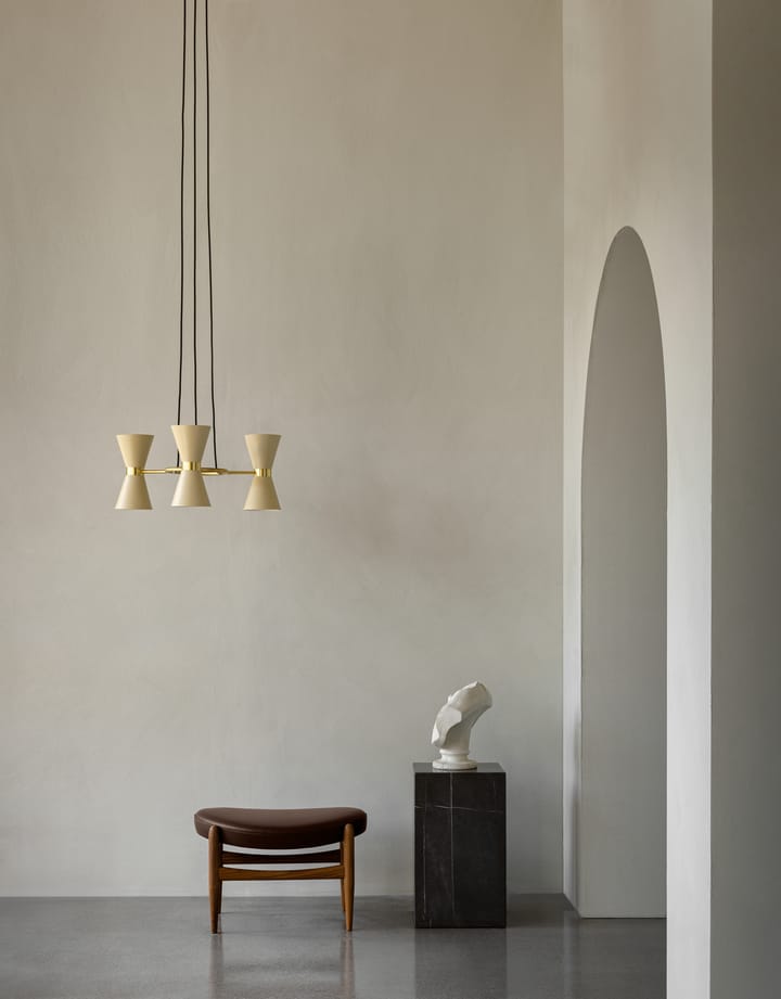 Collector chandelier 3, Crème Audo Copenhagen