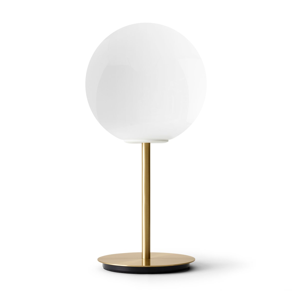 Audo Copenhagen TR table lamp brass Blankt opalglass