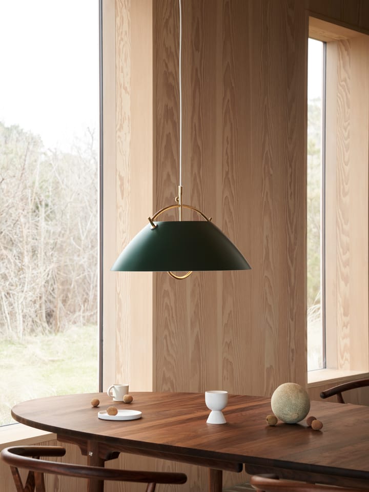 HJW37 The Pendant med hiss, Dark green-gold Carl Hansen & Søn