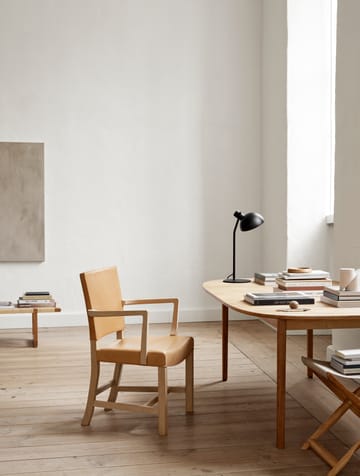 MO310 Tischleuchte - Black - Carl Hansen & Søn