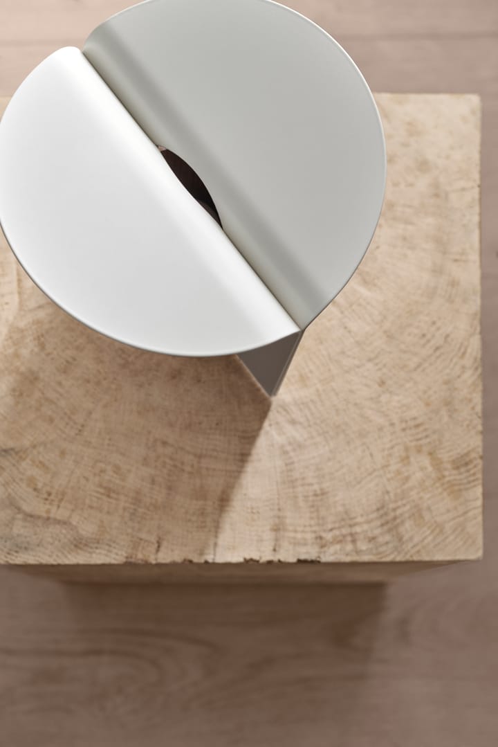 RF200 Petal table lamp, Oiled oak-white Carl Hansen & Søn