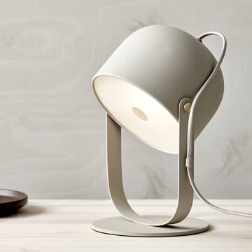 Svejk 18 table lamp - Beige-brass - CO Bankeryd