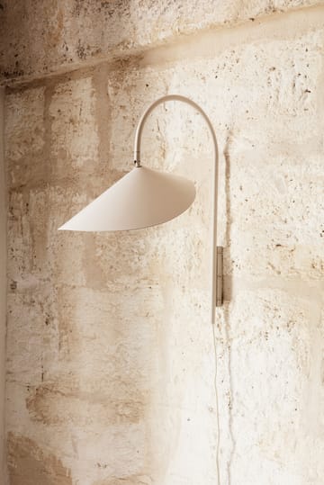 Arum swivel vägglampa - Cashmere - ferm LIVING