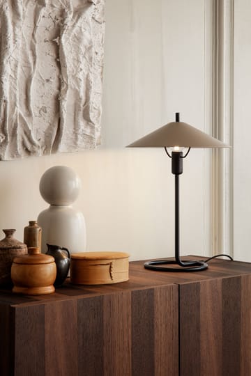 Filo bordslampa - Black-cashmere - ferm LIVING