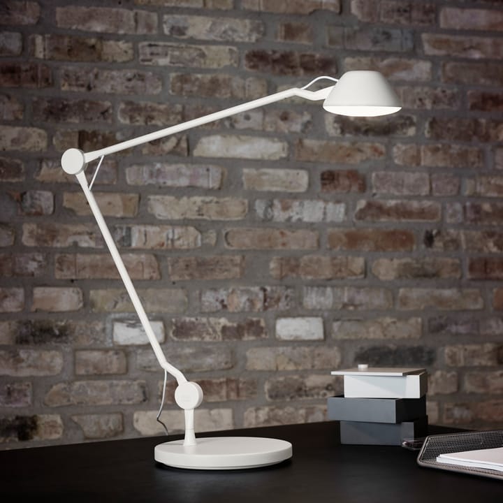 AQ01 bordslampa, Vit Fritz Hansen