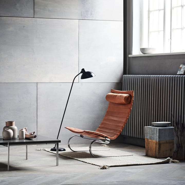 Kaiser Idell 6556-F golvlampa, Black Fritz Hansen