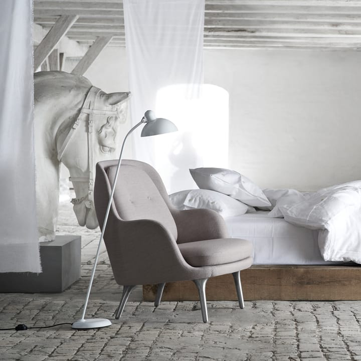 Kaiser Idell 6556-F Luxus floor lamp, White Fritz Hansen