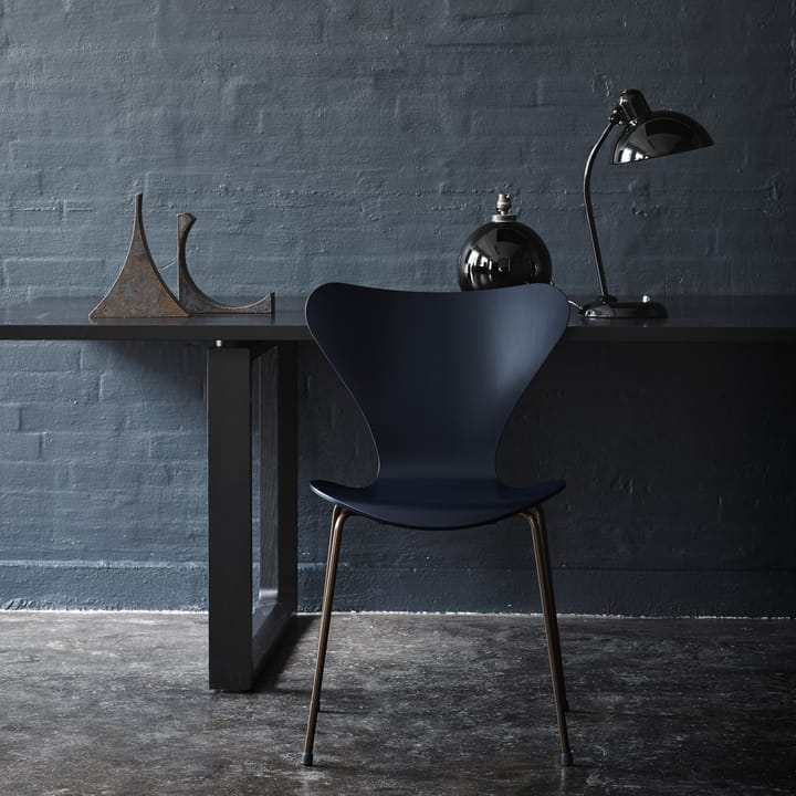 Kaiser Idell 6556-T bordslampa, Black Fritz Hansen