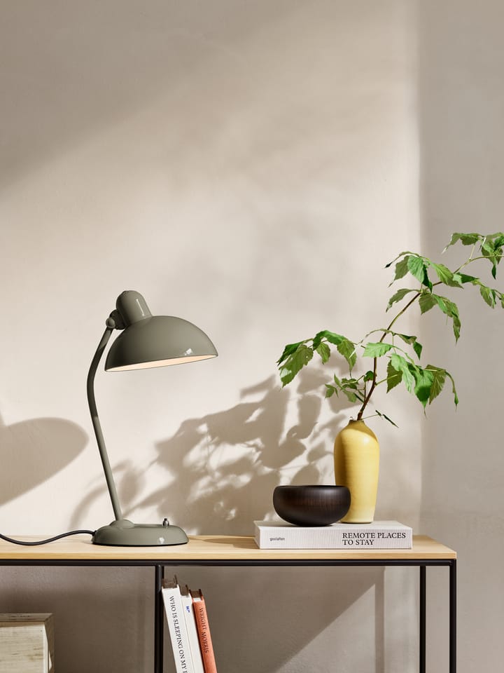 Kaiser Idell 6556-T bordslampa, Olive green Fritz Hansen