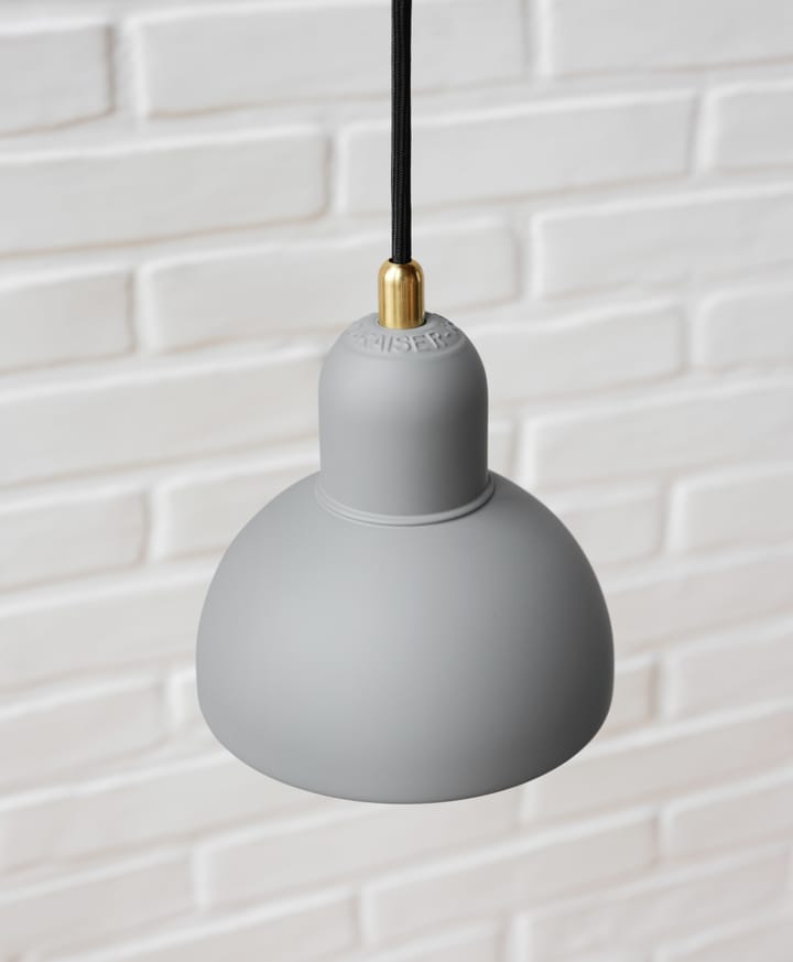 Kaiser Idell 6722-P pendel, Easy grey-brass Fritz Hansen