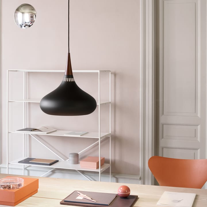 Orient P2 pendant lamp, Black Fritz Hansen