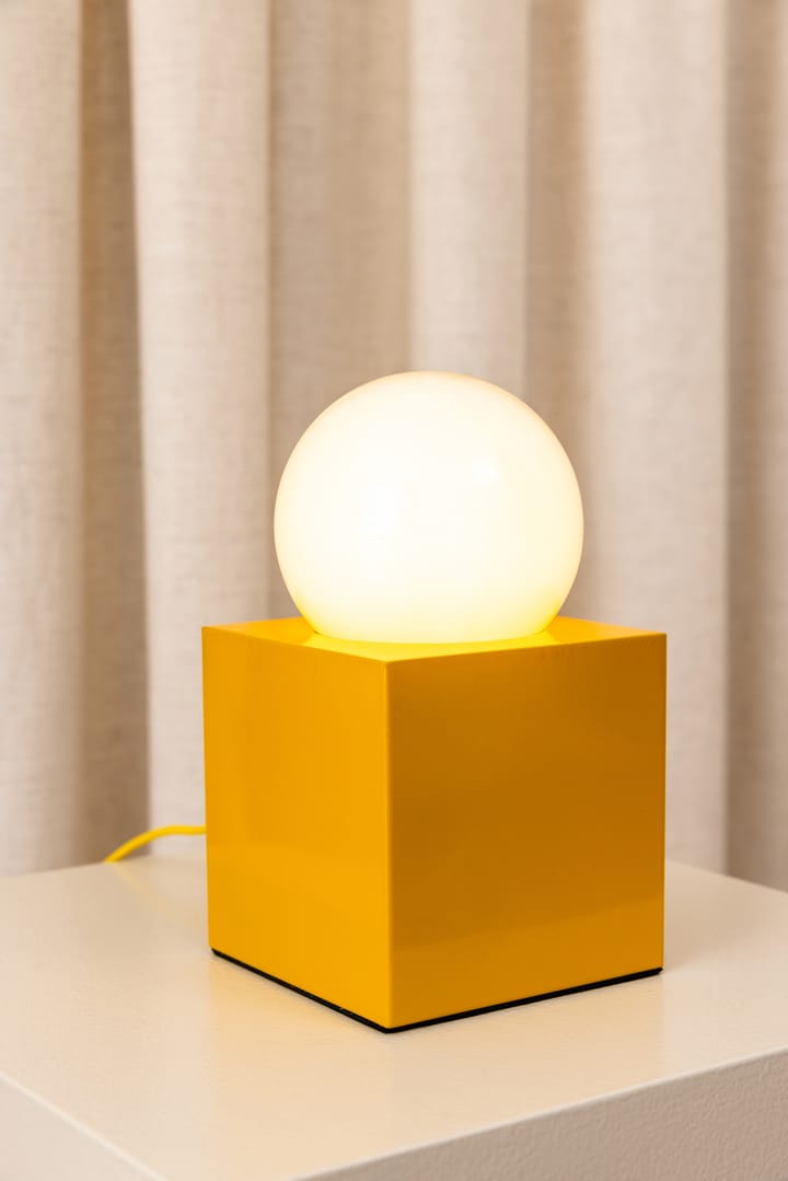 Bob 14 table lamp, Yellow Globen Lighting