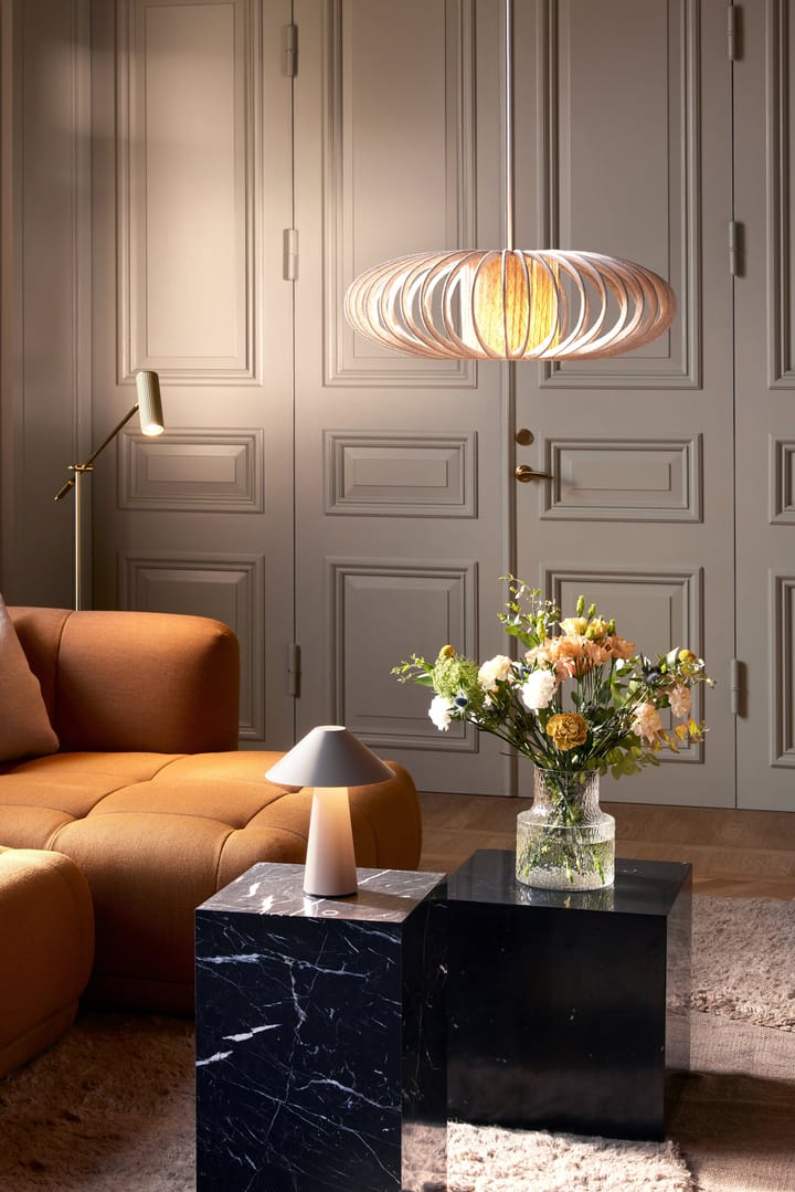 Hubble Read floor lamp, Brushed brass Globen Lighting