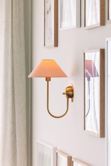 Iris wall lamp - Blush - Globen Lighting