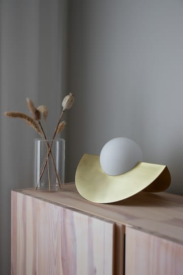 Roccia table lamp - Brushed brass - Globen Lighting