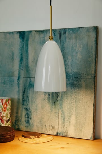 Gräshoppa taklampa blank - Alabaster white-brass - GUBI