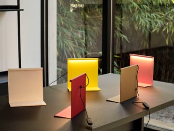 LBM table lamp - Luis pink - HAY