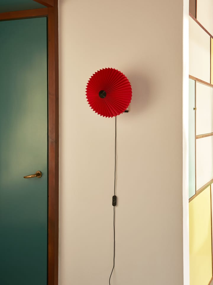 Matin wall lamp Ø30 cm, Oxide red shade HAY