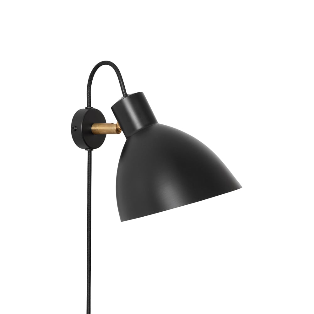 Konsthantverk KH1 wall lamp Black matte, raw brass