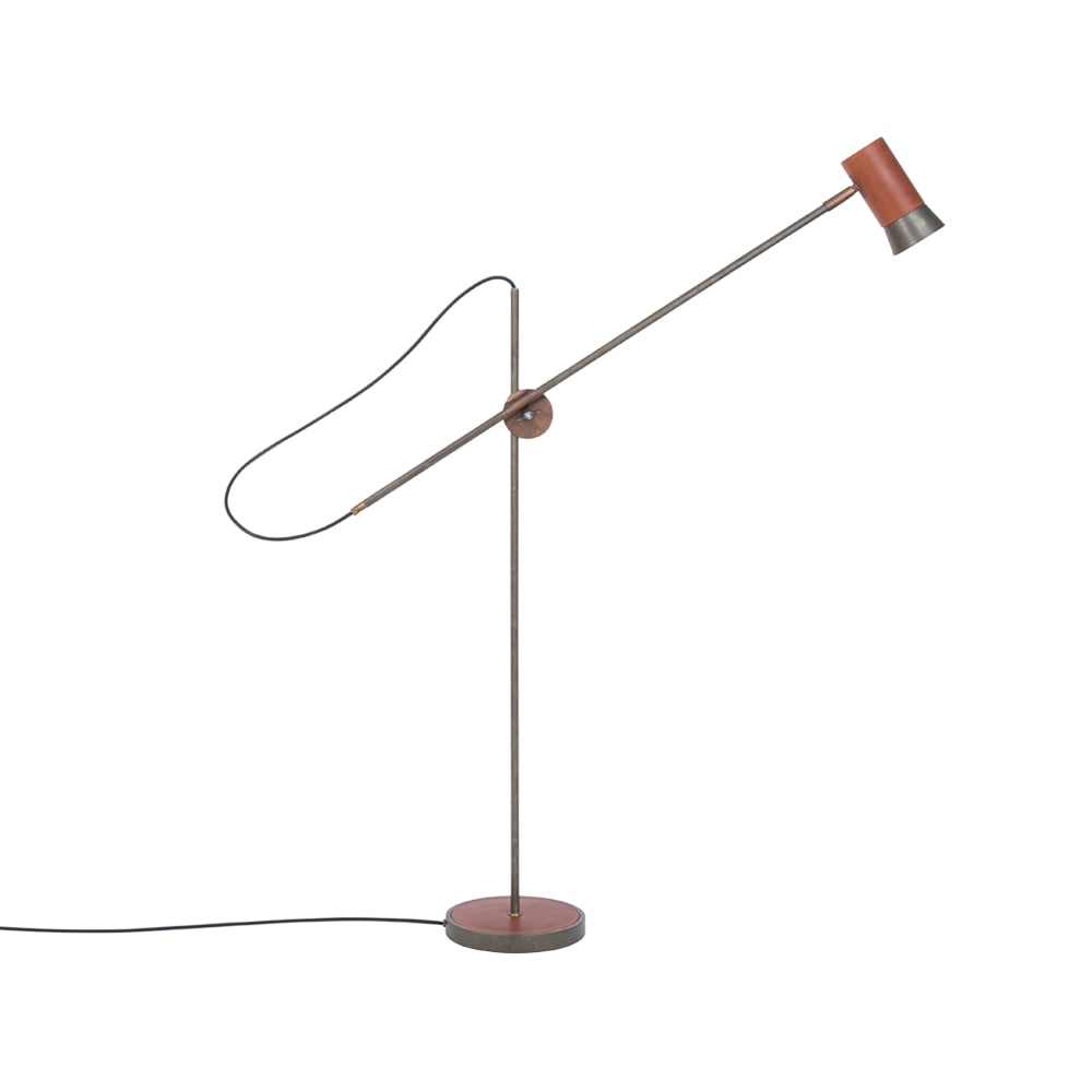 Konsthantverk Kusk floor lamp Iron oxide/leather