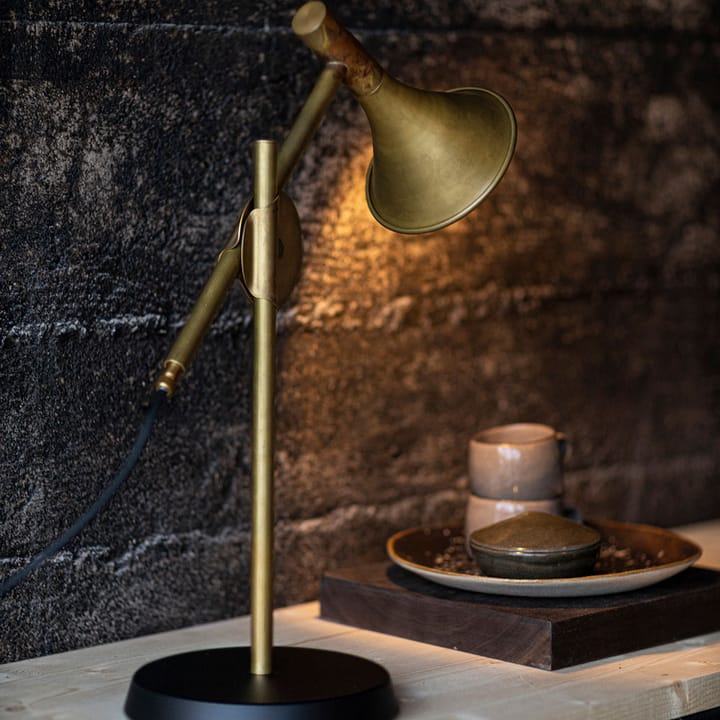 Megafon table lamp, Raw brass, black base Konsthantverk