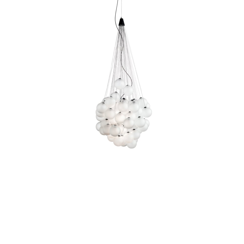 Luceplan Stochastic pendant lamp Opal, 72 spheres