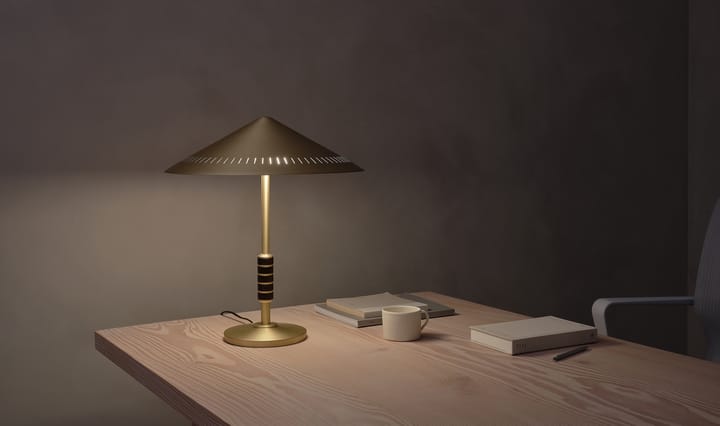 Governor 405 bordslampa, Brass-walnut LYFA