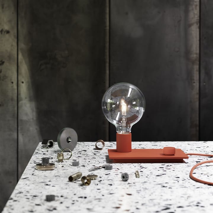 Control table lamp, red Muuto