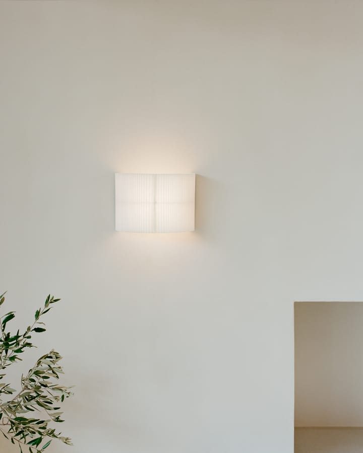 Nebra wall lamp Ø27-40 cm, White New Works