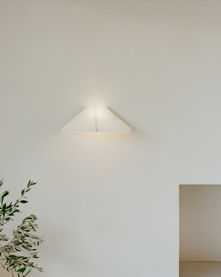 Nebra wall lamp Ø27-40 cm, White New Works