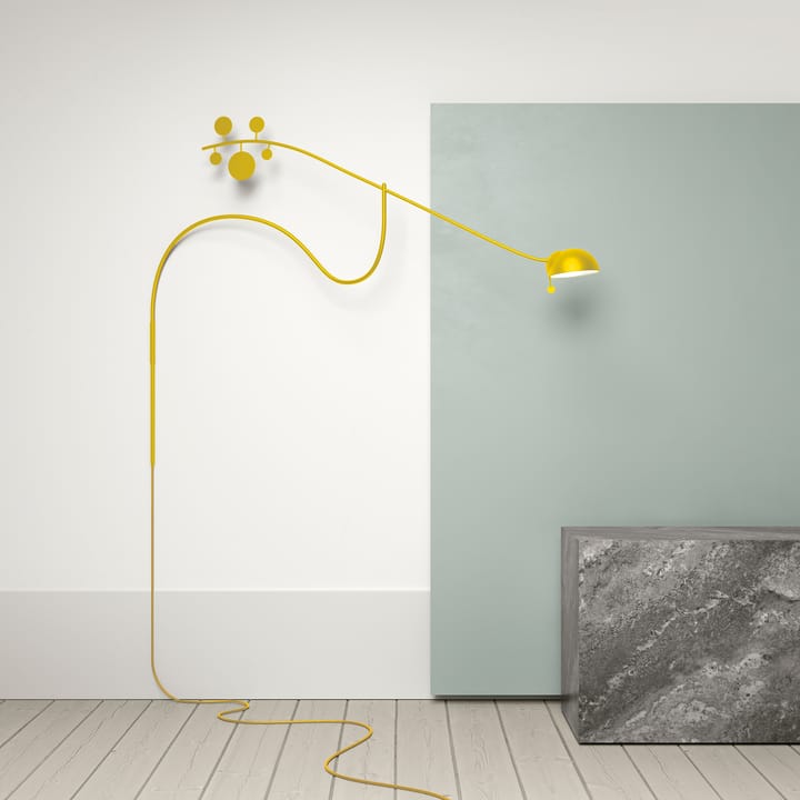 Juno wall lamp, Golden yellow-sulfur yellow Noon