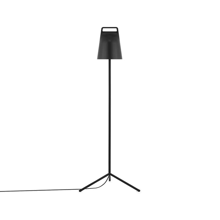 Stage golvlampa, black, pulverlackerat stål Normann Copenhagen