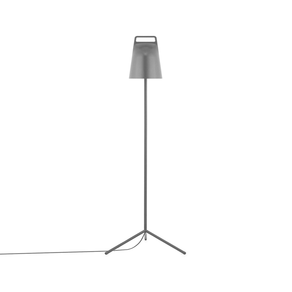 Normann Copenhagen Stage Stehleuchte Grey, pulverbeschichteter Stahl