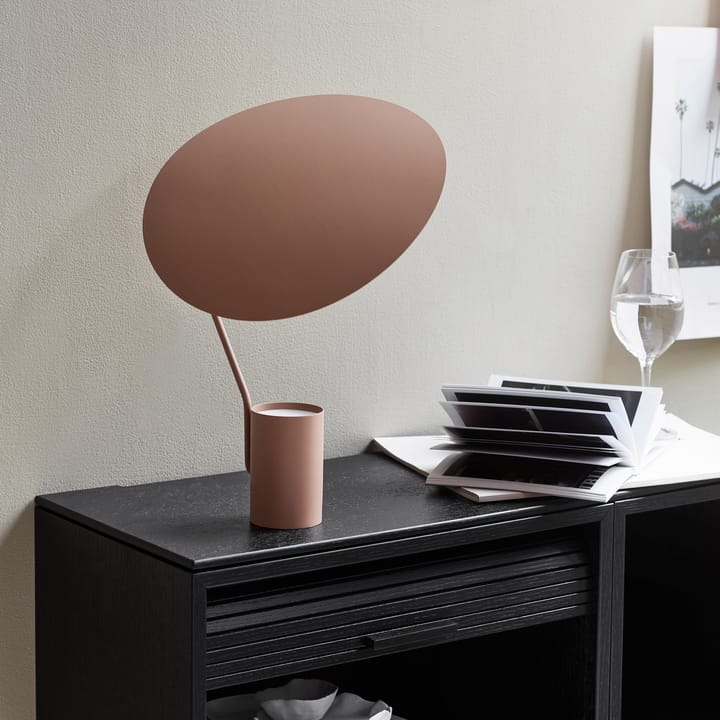 Ombre table lamp, Warm beige Northern
