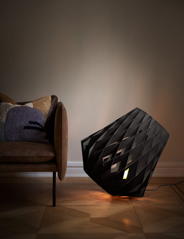 Pilke Signature floor lamp Ø64 cm, Black Pilke