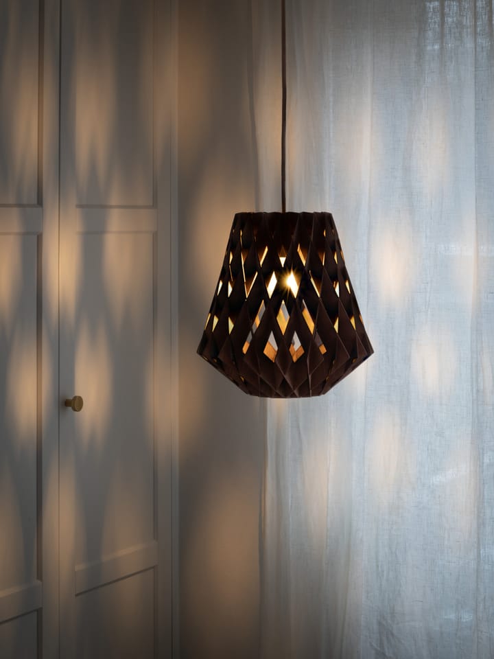 Pilke Signature pendant lamp Ø28 cm, Brown Pilke