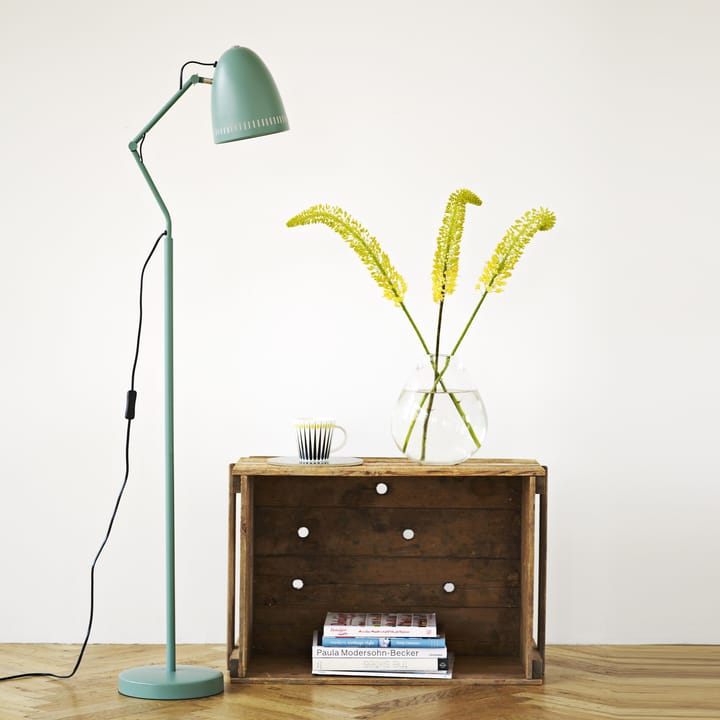 Dynamo floor lamp, matte duck green Superliving