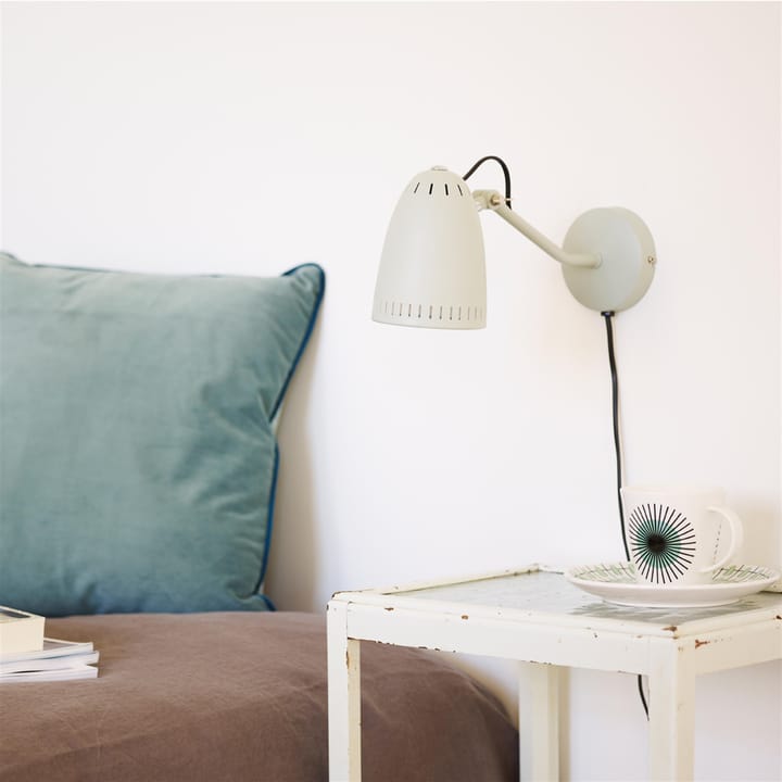 Dynamo wall lamp, matte misty green Superliving