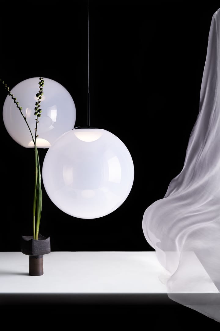 Opal pendant lamp Ø50 cm, White Tom Dixon