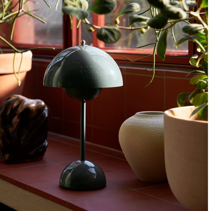 Flowerpot portable bordslampa VP9, Stone blue &Tradition