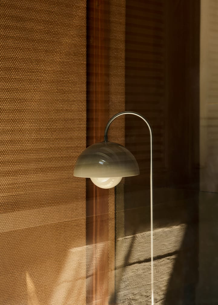 Flowerpot VP12 golvlampa, Grey beige &Tradition