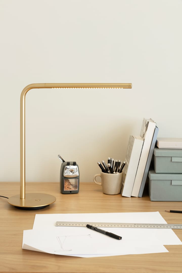 Omni table lamp, Brushed brass Umage