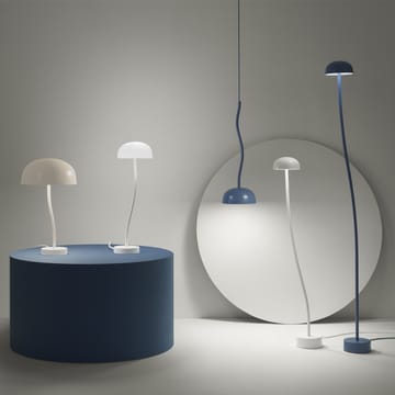 Curve L floor Lamp - Dove blue, medium - Zero Interiör